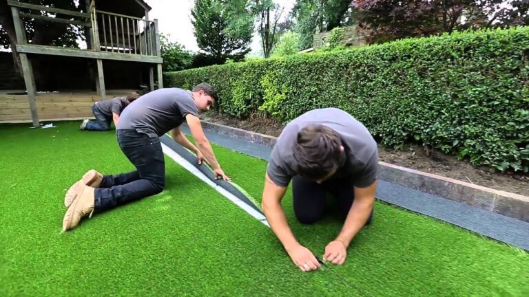 Artificial Turf vs. Natural Grass: Which Is Better for Your Yard?